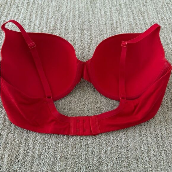 Victoria Secret Lined Demi Rhinestones Red  Bra - Picture 4 of 6